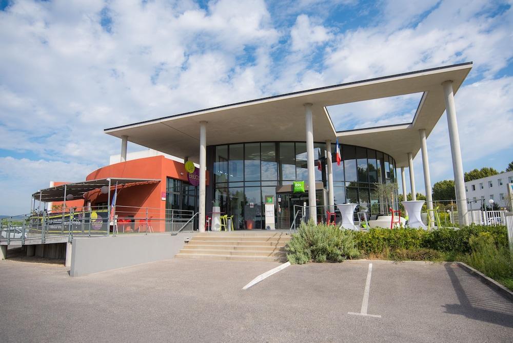 Ibis Styles Pertuis Portes Du Luberon Екстериор снимка