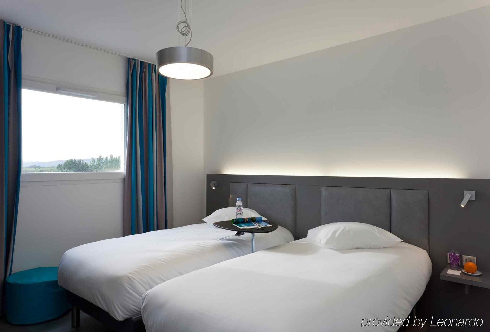 Ibis Styles Pertuis Portes Du Luberon Стая снимка