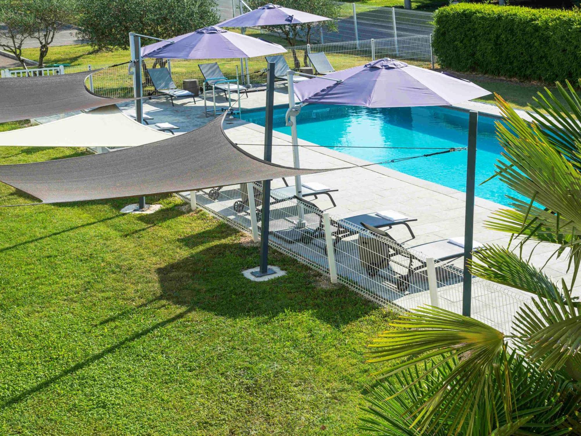Ibis Styles Pertuis Portes Du Luberon Екстериор снимка