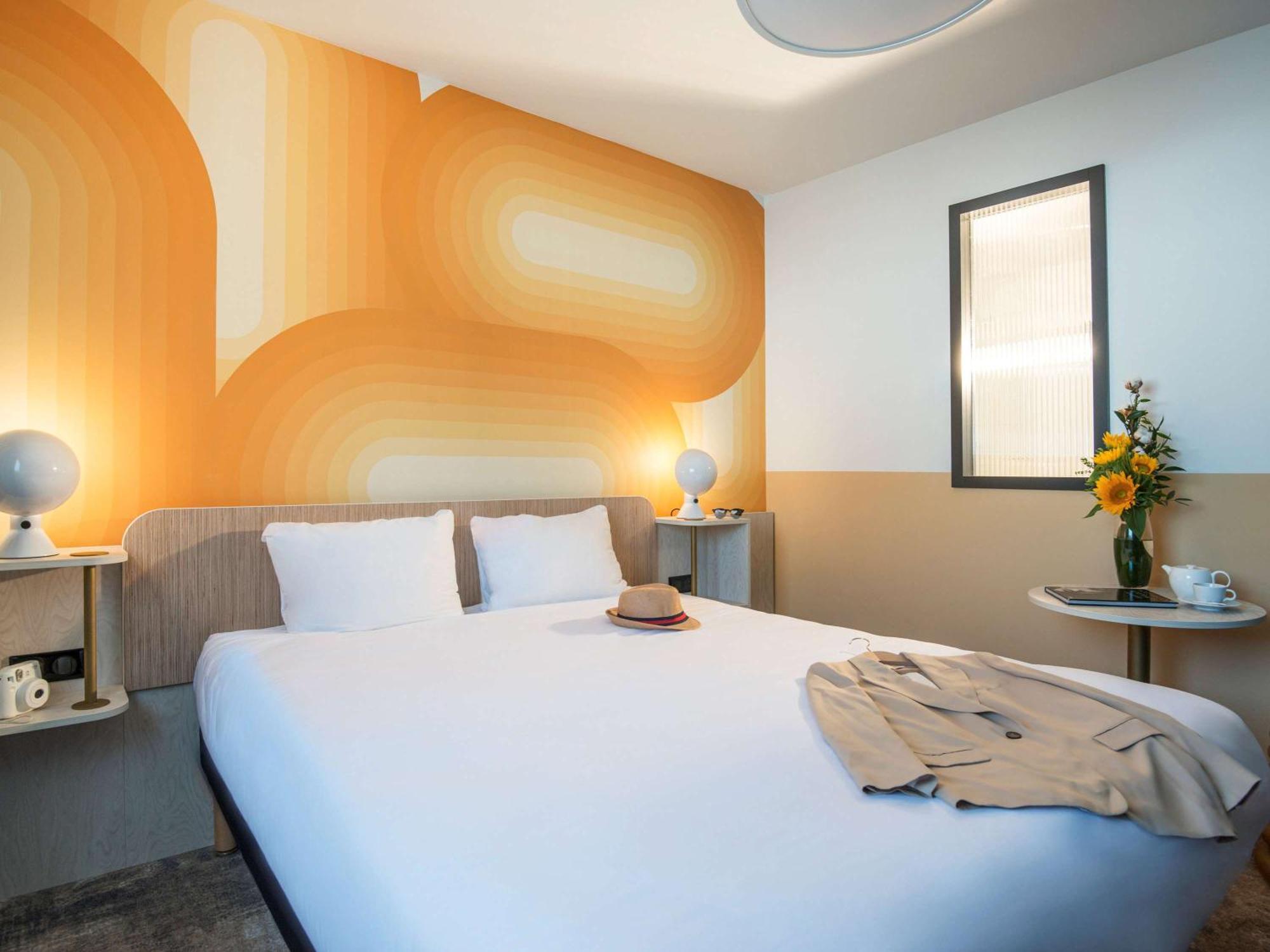 Ibis Styles Pertuis Portes Du Luberon Екстериор снимка